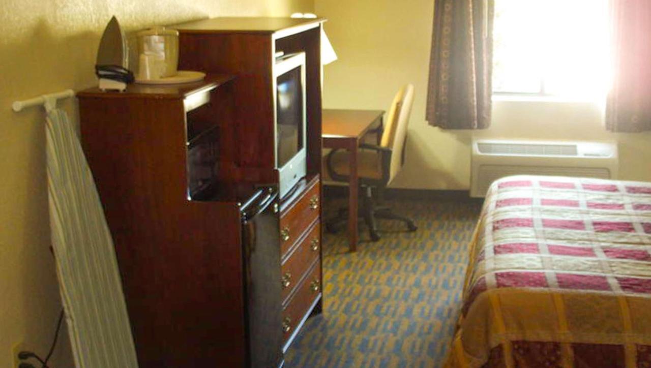 Western Motel Inn And Suites Hazelhurst Hazlehurst Eksteriør billede
